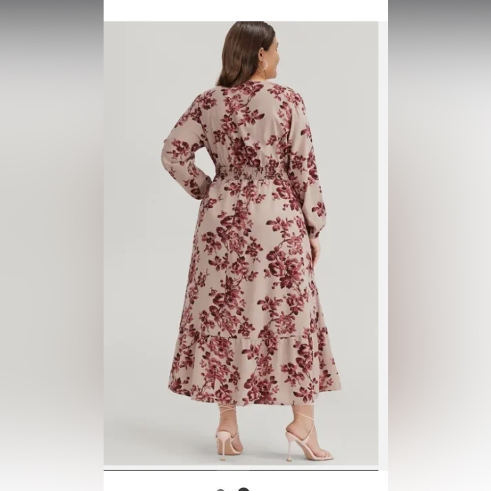 NWT  Floral Wrap dress , latern  sleeves plus size 18/20 🌹🌹🌹BC 95 RARE - Picture 2 of 10